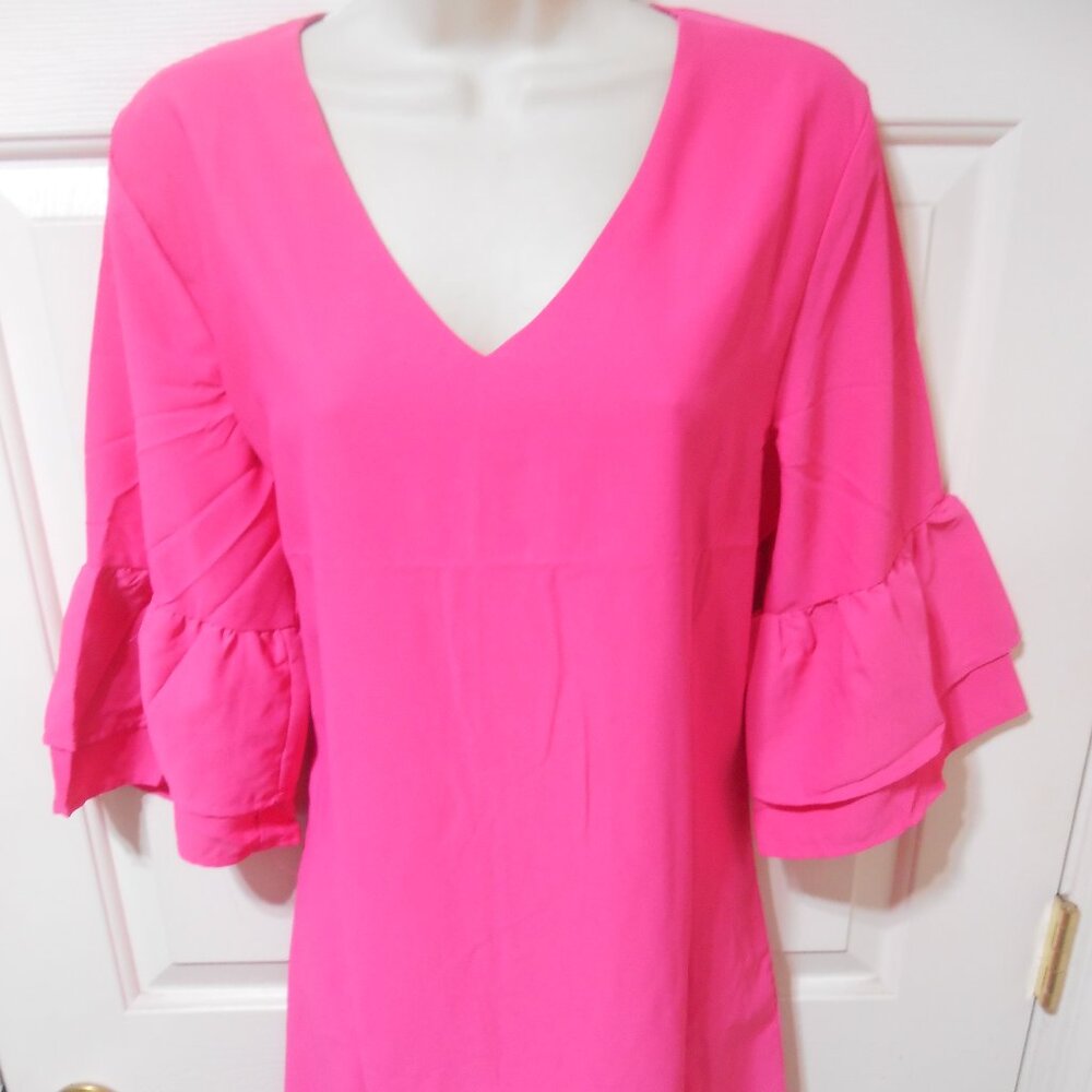 NEW CUTE HOT PINK BELONGSCI DRESS SIZE M RUFFLE BELL SLEEVE SHIFT STYLE LINED 👩